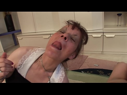 ❤️ Dua nenek dan satu kakek memiliki threesome ☑ porno indah di id.teatroporno.ru ❤